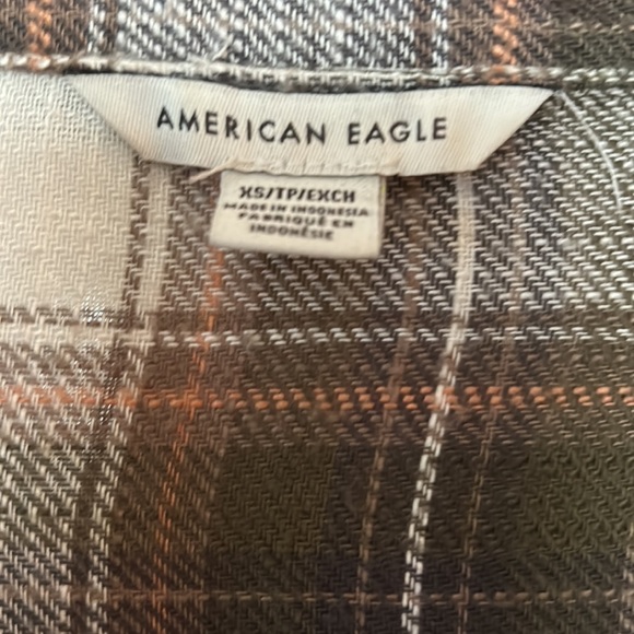 Women’s ruffled flannel - Picture 3 of 3